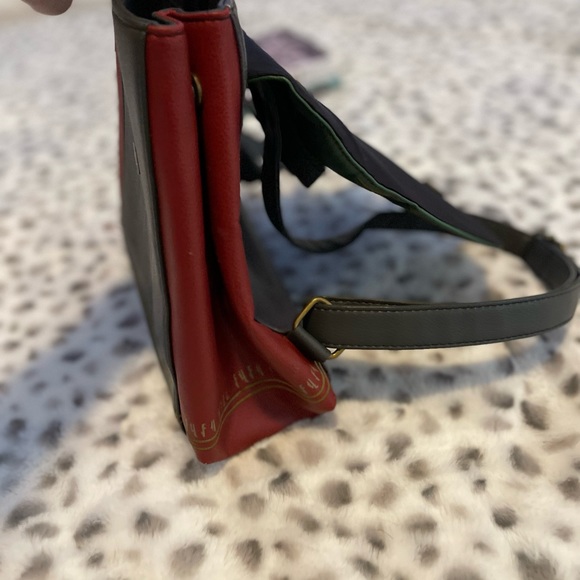 SOLD Backpack 🤍✌🏻 - Picture 6 of 7